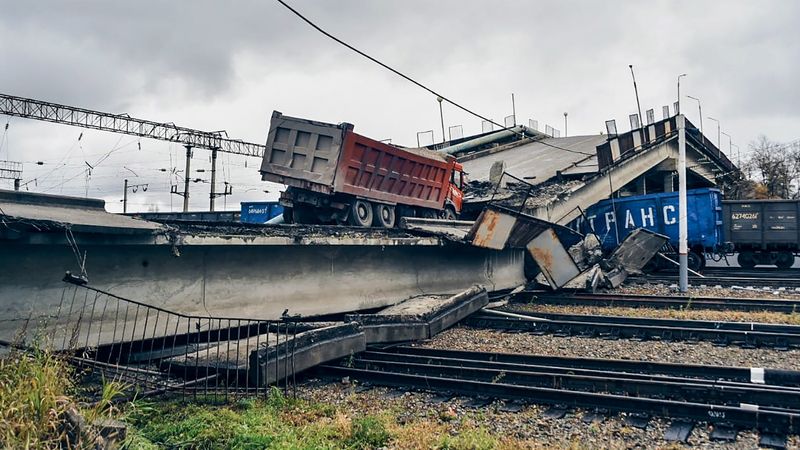 Transsibirische Eisenbahn nach Brückeneinsturz blockiert